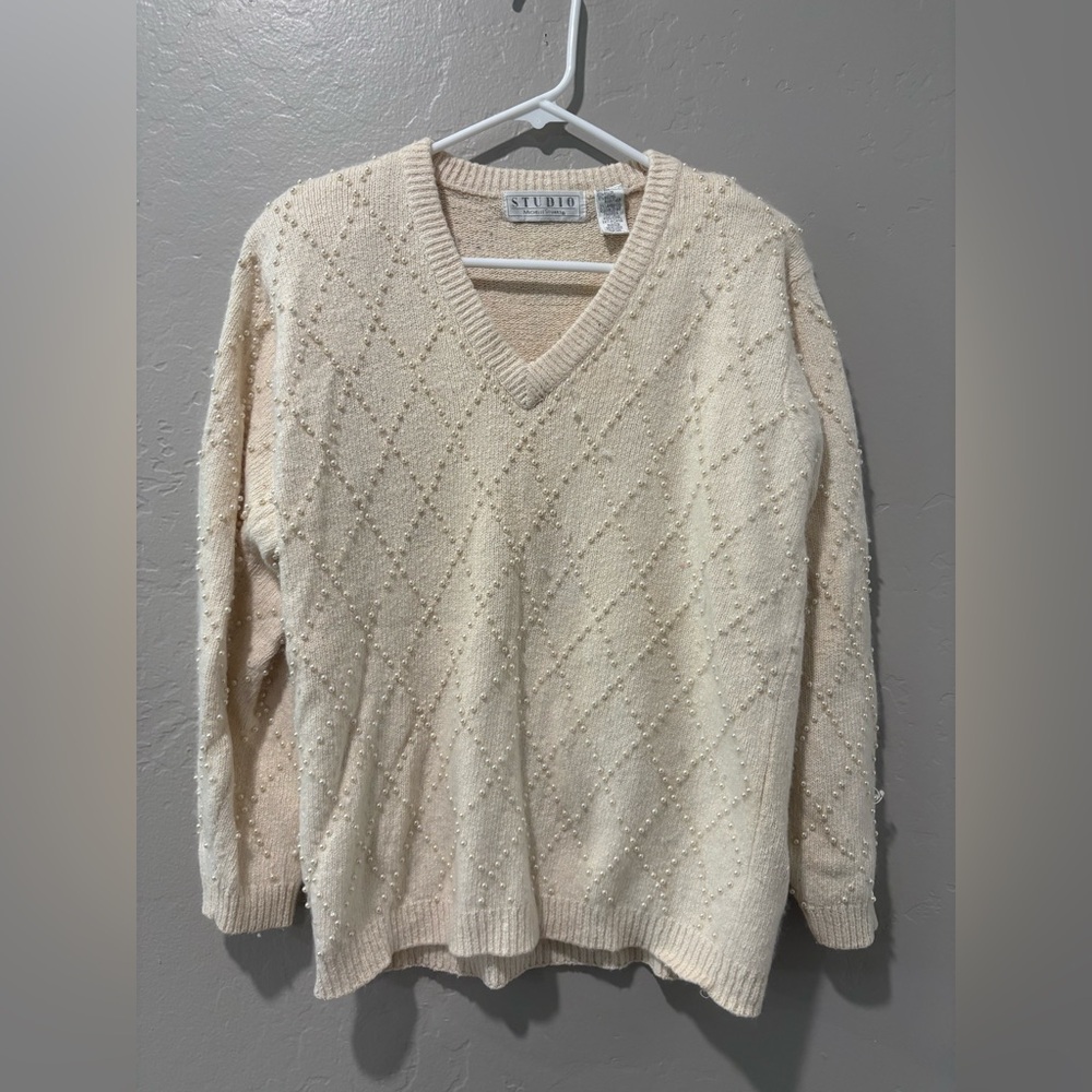 Michelle Stuart Cream Knit Pearl Sweater